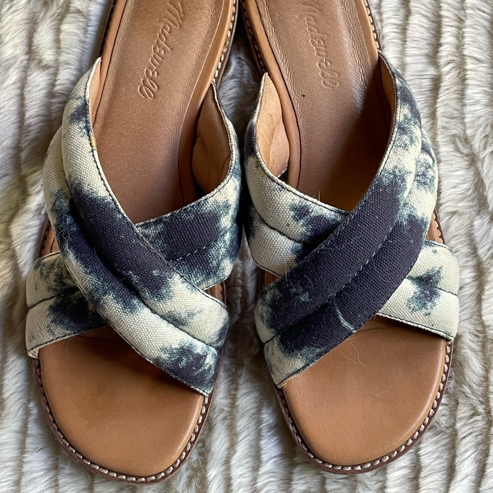 Madewell leather and tie dye slides size 8